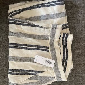 Mid-Rise Wide-Leg Linen-Blend